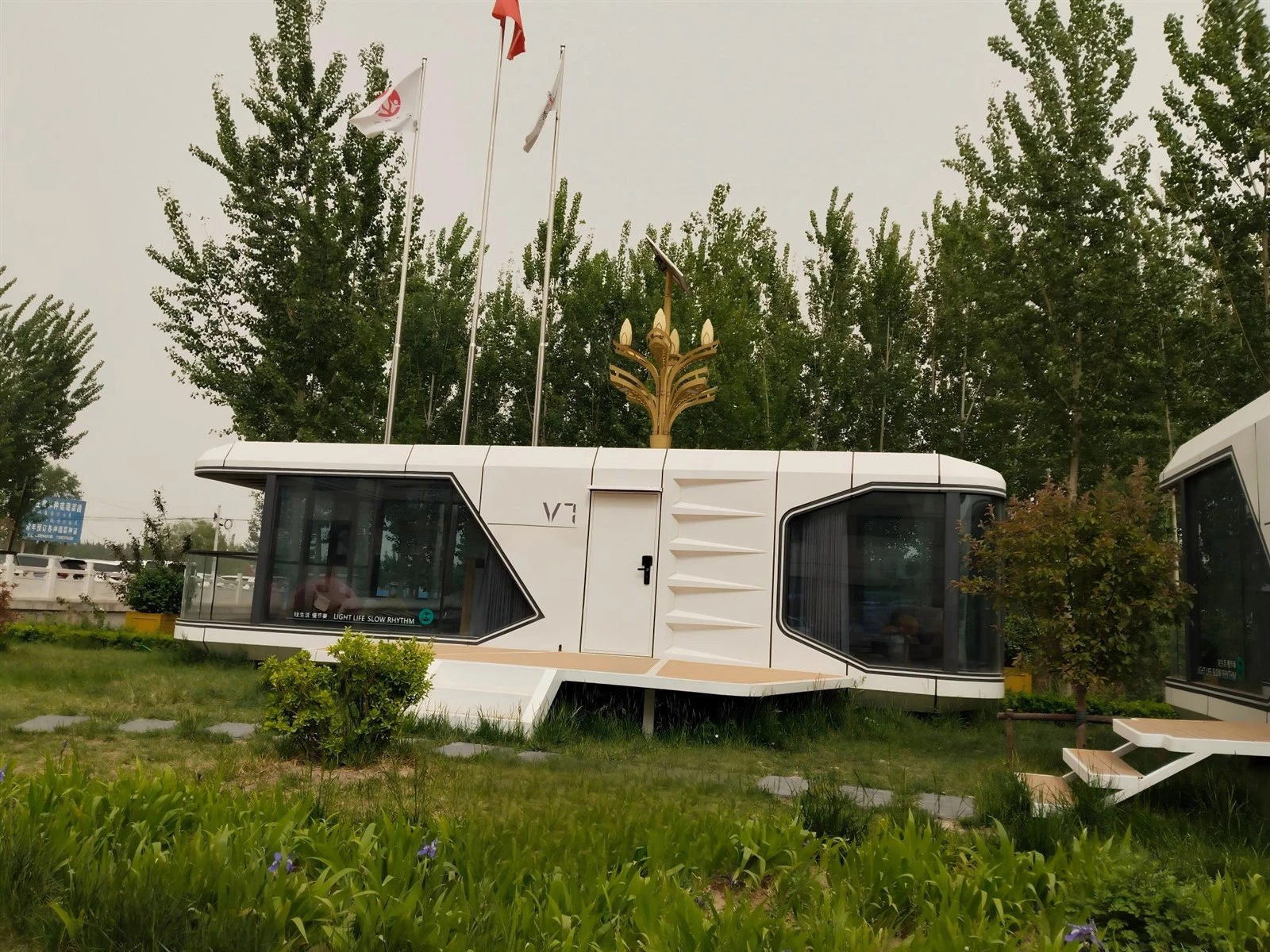 Space Cabin Model V7: prostorna in več-funkcionalna izbira za udobno bivalno ...