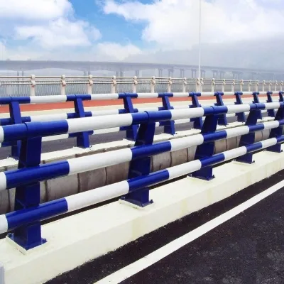 Zaščitna ograja iz jeklene konstrukcije